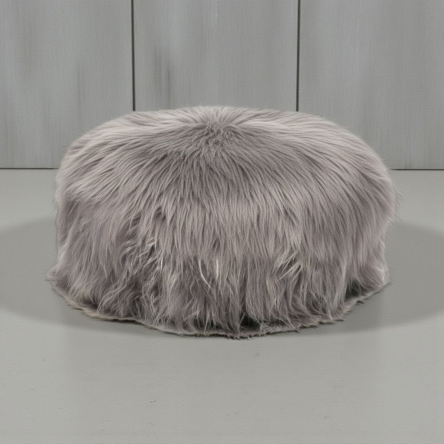 Luné – Ronde poef van IJslandse schapenvacht
